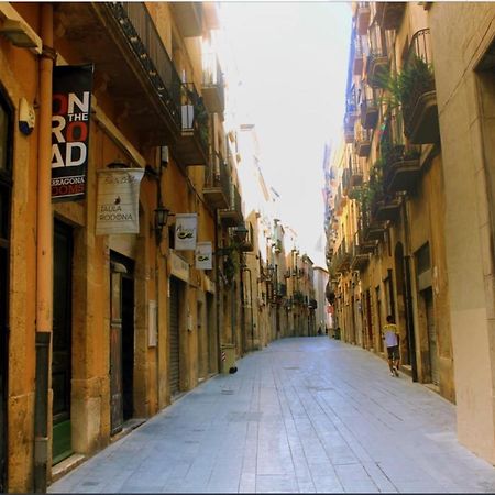 La Nau Rooms Tarragona Exterior photo